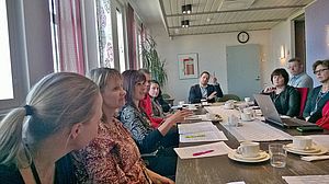 TAKKissa toiminnan laatua kehitetään mm. sisäisillä vertaisarvioinneilla. TAKKissa toiminnan laatua kehitetään mm. sisäisillä vertaisarvioinneilla.