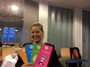 Katja Ahonen, Wee Passoja, Anne Kohola ja Precious Iwu ovat todenneet, että parhaiten suomen kieltä oppii työssä. Katja Ahonen, Wee Passoja, Anne Kohola ja Precious Iwu ovat todenneet, että parhaiten suomen kieltä oppii työssä.