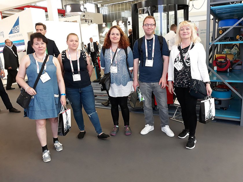 TAKKilaiset tapasivat messuilla myös tuttuja TAMKista sekä Helsingistä HUS-Desikosta. TAKKilaiset tapasivat messuilla myös tuttuja TAMKista sekä Helsingistä HUS-Desikosta.