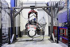 Laite hydrauliikkalaboratoriosta.