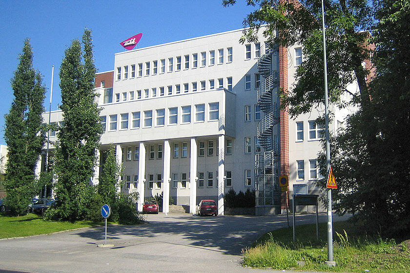 TAKKin Tampereen valtatien kampuksen päärakennus.