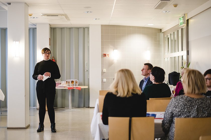 Ateendon aluejohtaja Tiina Talonen kiitteli TAKKilaisia hyvästä yhteistyöstä.