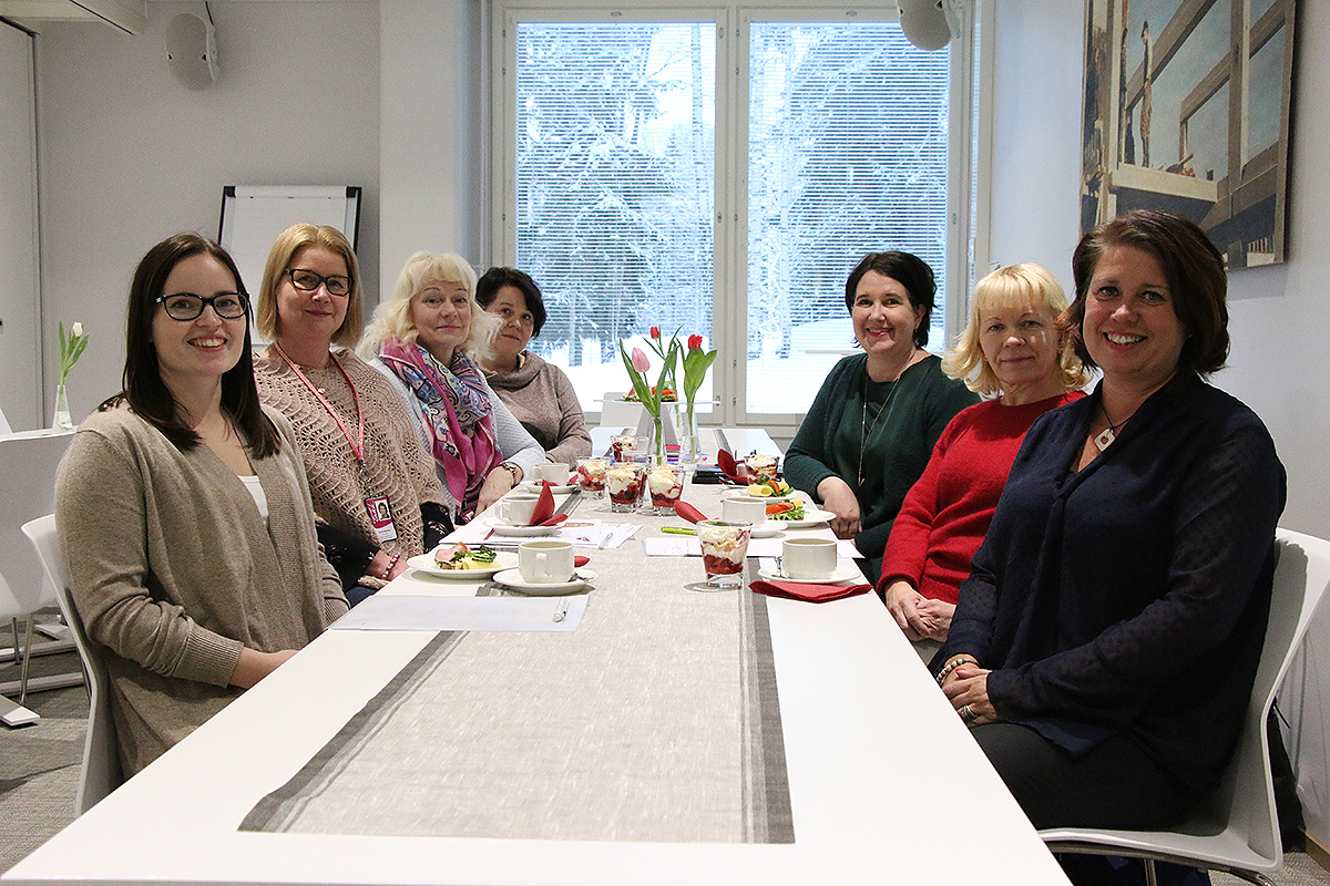 Henkilökohtaisen avustajan oppisopimuskoulutus suunniteltiin TAKKin ja Onni hoivan yhteistyönä. 